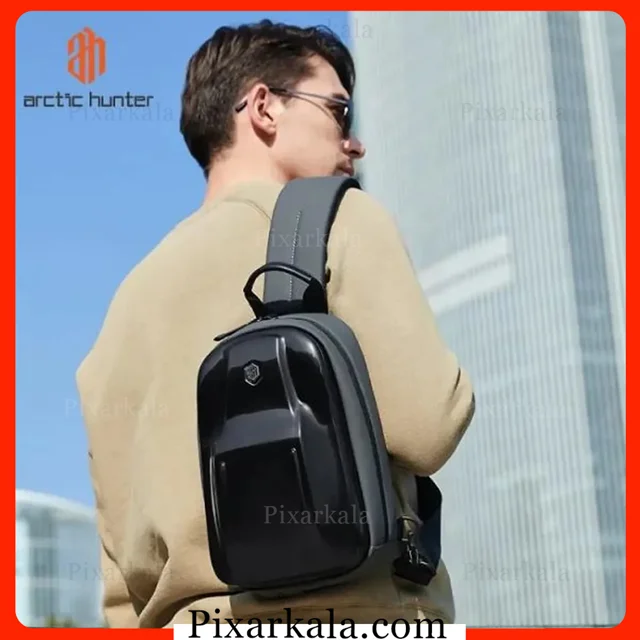 نمای پشت کیف اسلینگ آرکتیک هانتر XB00551