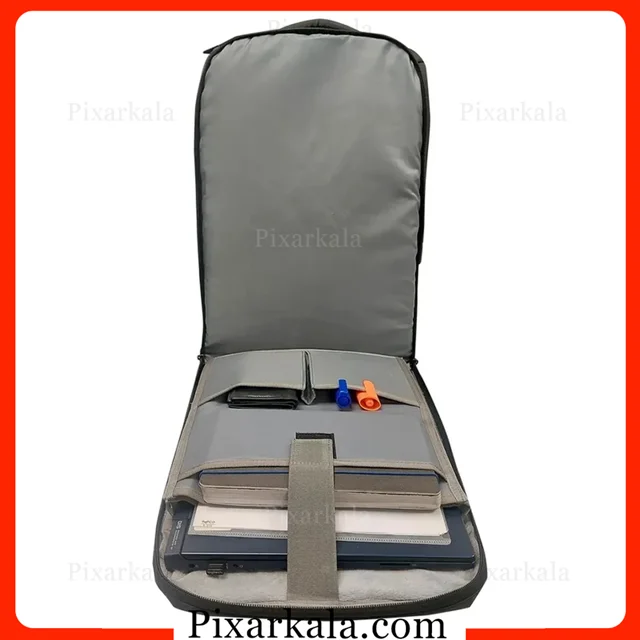 کیف کولی ادونچر Adventure مشکی با پورت USB، جا کارتی روی بند، پارچه آبگریز و بند اتصال به چمدان