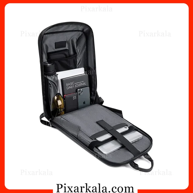 فضای داخلی باز شده آرکتیک هانتر B00451