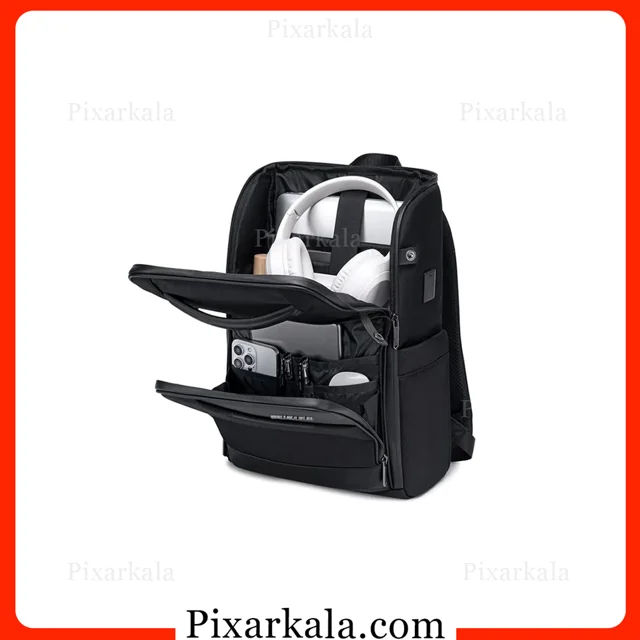 فضای داخلی باز شده آرکتیک هانتر B00675