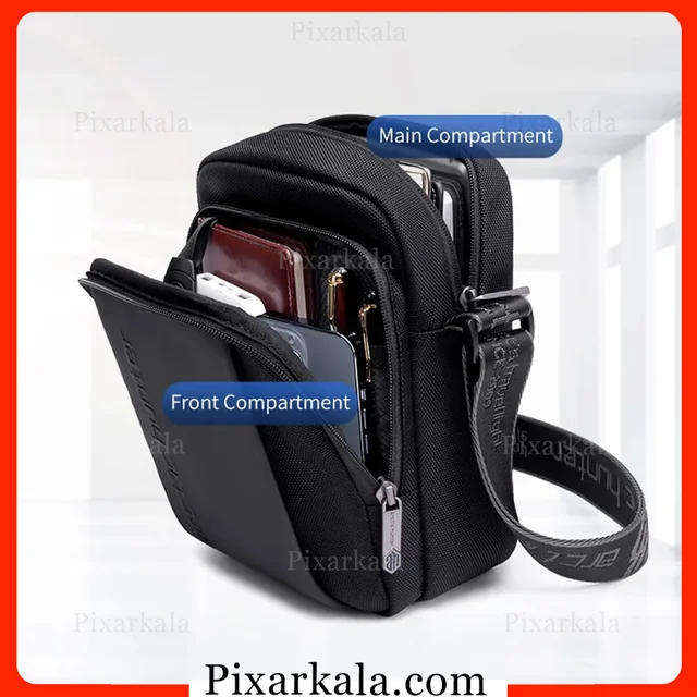 فضای داخلی و محفظه‌های کیف دوشی آرکتیک هانتر K00542