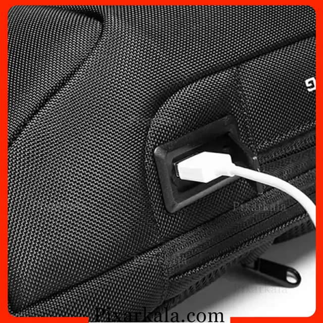 درگاه USB روی بدنه کیف رو دوشی بنج 22085