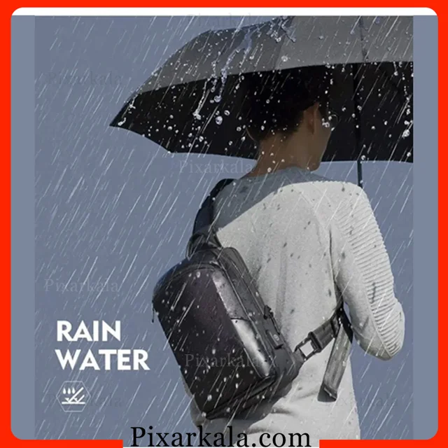 کیف رو دوشی بنج 77112 در باران