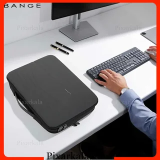 کیف لپ تاپ بنج BANGE 8018 روی میز