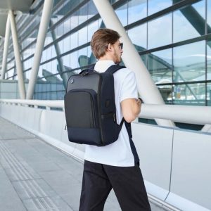 کوله پشتی آرکتیک هانتر B00403