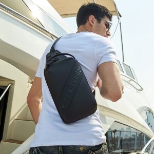 کیف کراس بادی آرکتیک هانتر XB00121