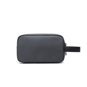 کیف پاسپورتی آرکتیک هانتر مدل K00580