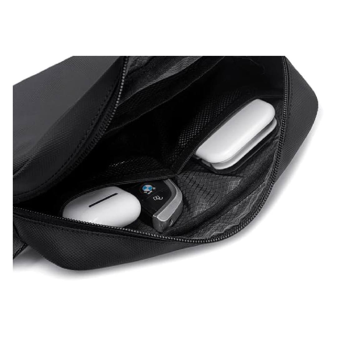 کیف پاسپورتی آرکتیک هانتر مدل K00580